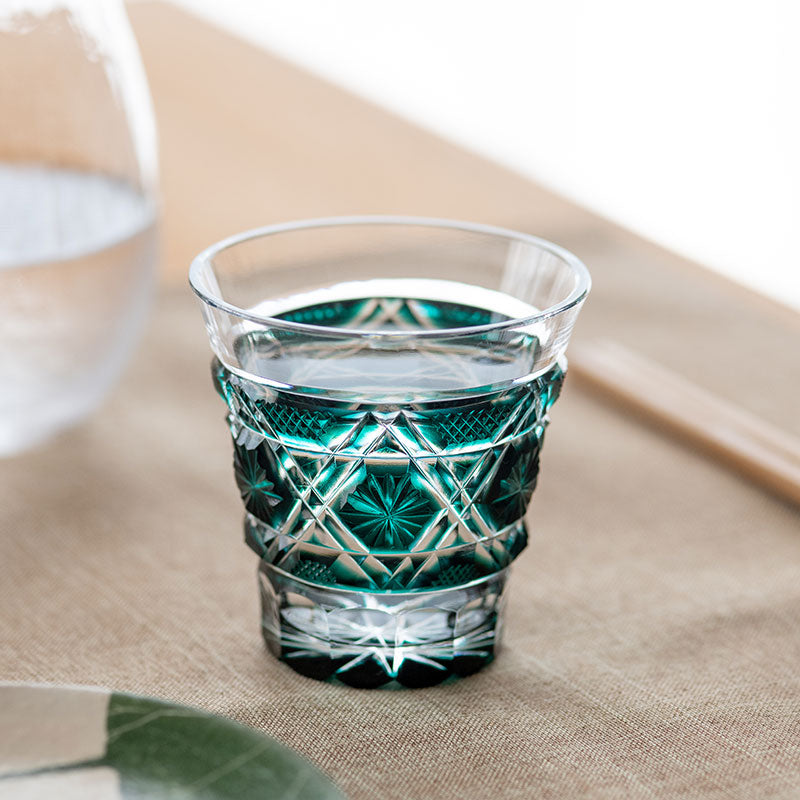 島津薩摩切子　島津磯斉彬竈　 冷酒グラス （新品 未使用） Yahoo!オークション -「島津磯斉彬竈」の落札相場・落札価格
