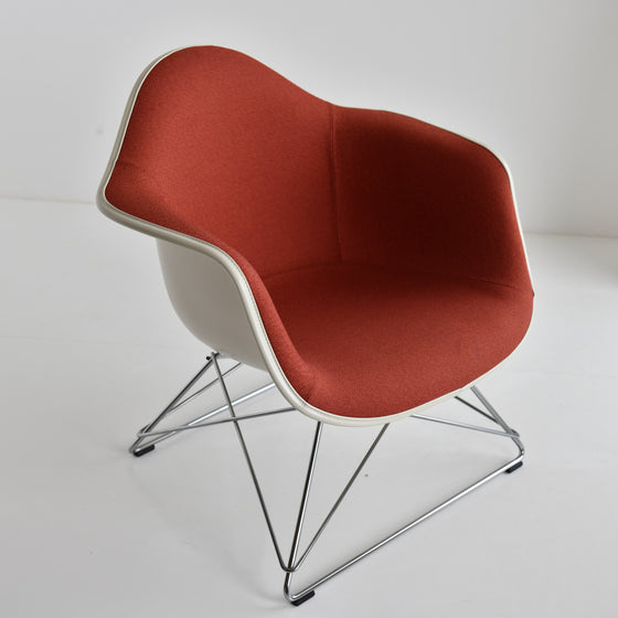 【展示品セール】 イームズシェルチェア ローワイヤーベース キャッツクレイドル Herman Miller Eames Shell Chair Law Wire Base