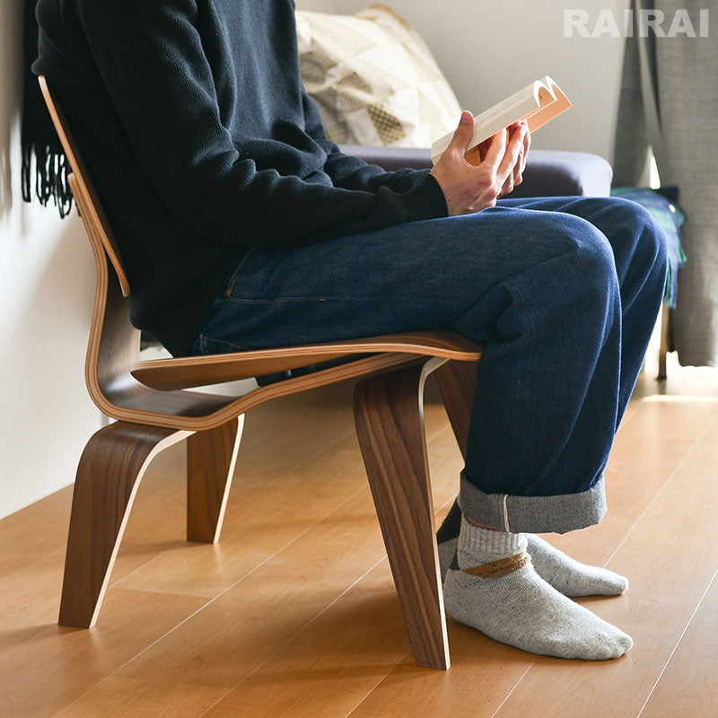 セール25%OFF】 イームズプライウッドラウンジチェア LCW