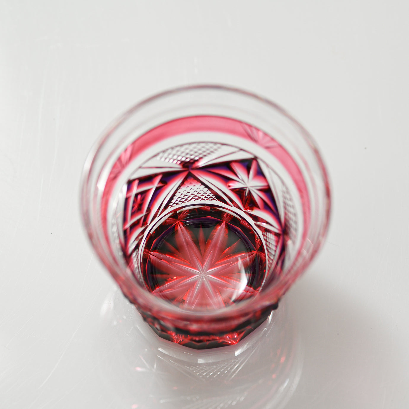 島津薩摩切子　冷酒杯　赤 島津薩摩切子 二色冷酒杯 cut251 ルリ金赤｜鹿児島市｜鹿児島県