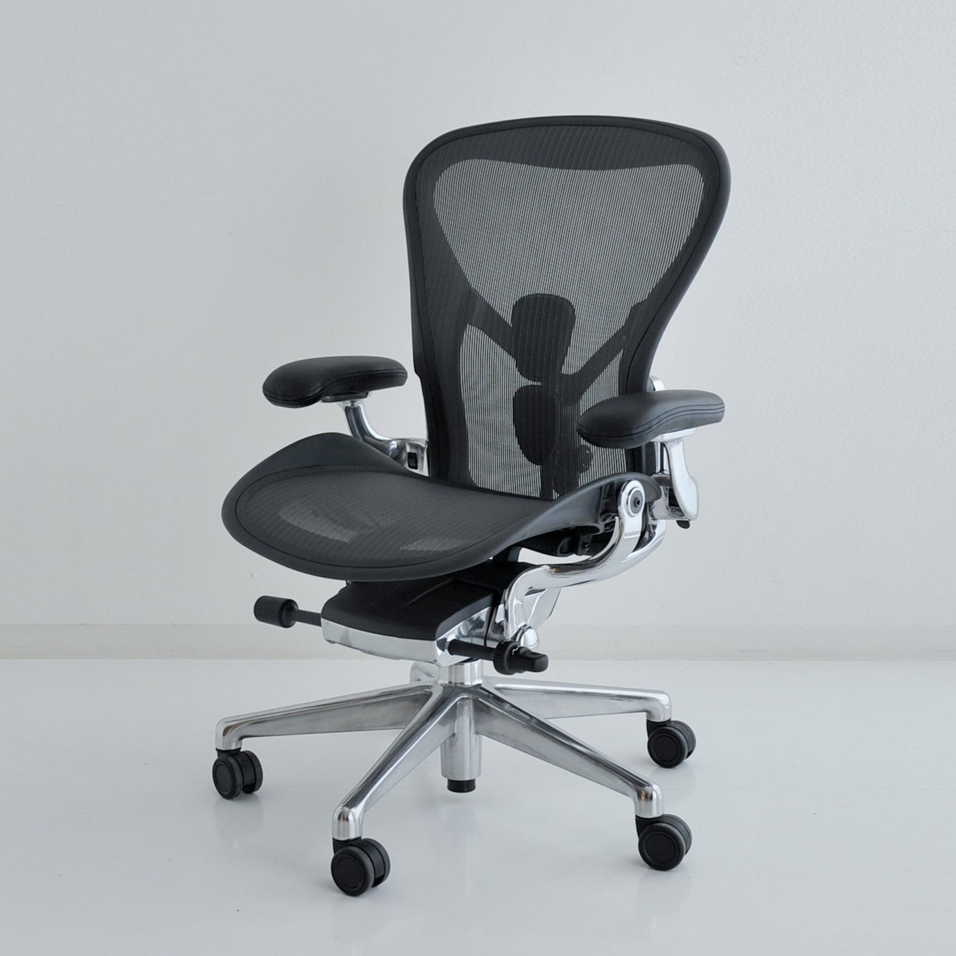 Herman Miller Aeron ハーマンミラー アーロンチェア Bサイズ